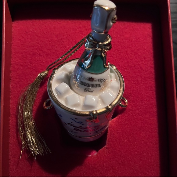 Lenox Ornament Celebrate 2000 Millennium Edition Korbel Champagne Bottle - Picture 8 of 13